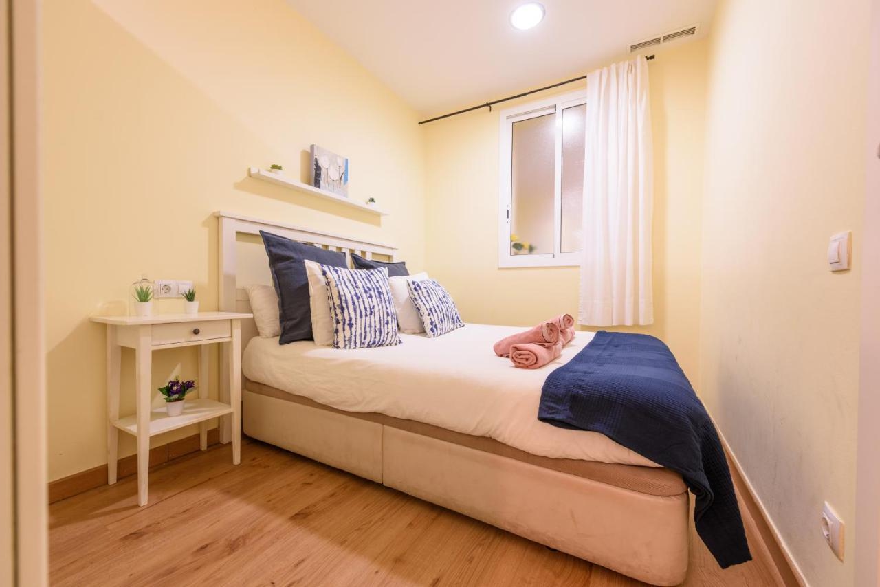 Ramblasrentals Chic & Spacious Flat Pool Table 15M Ramblas - Parking - Wifi Barcelone Extérieur photo
